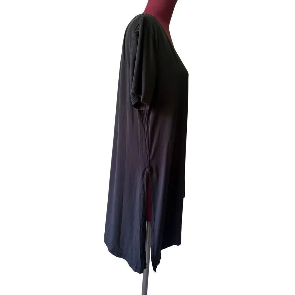 Lululemon To the Point Tee Asymmetric size  8 Black  Athleisure‎ V neck